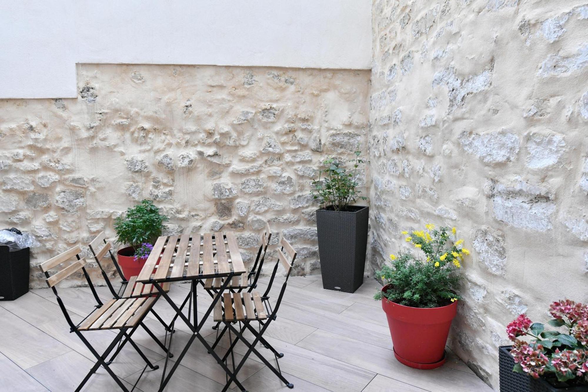 Parking Gratuit - Montmartre Charme & Patio Prive - Sacre-Coeur Metro Anvers Paris Exterior foto